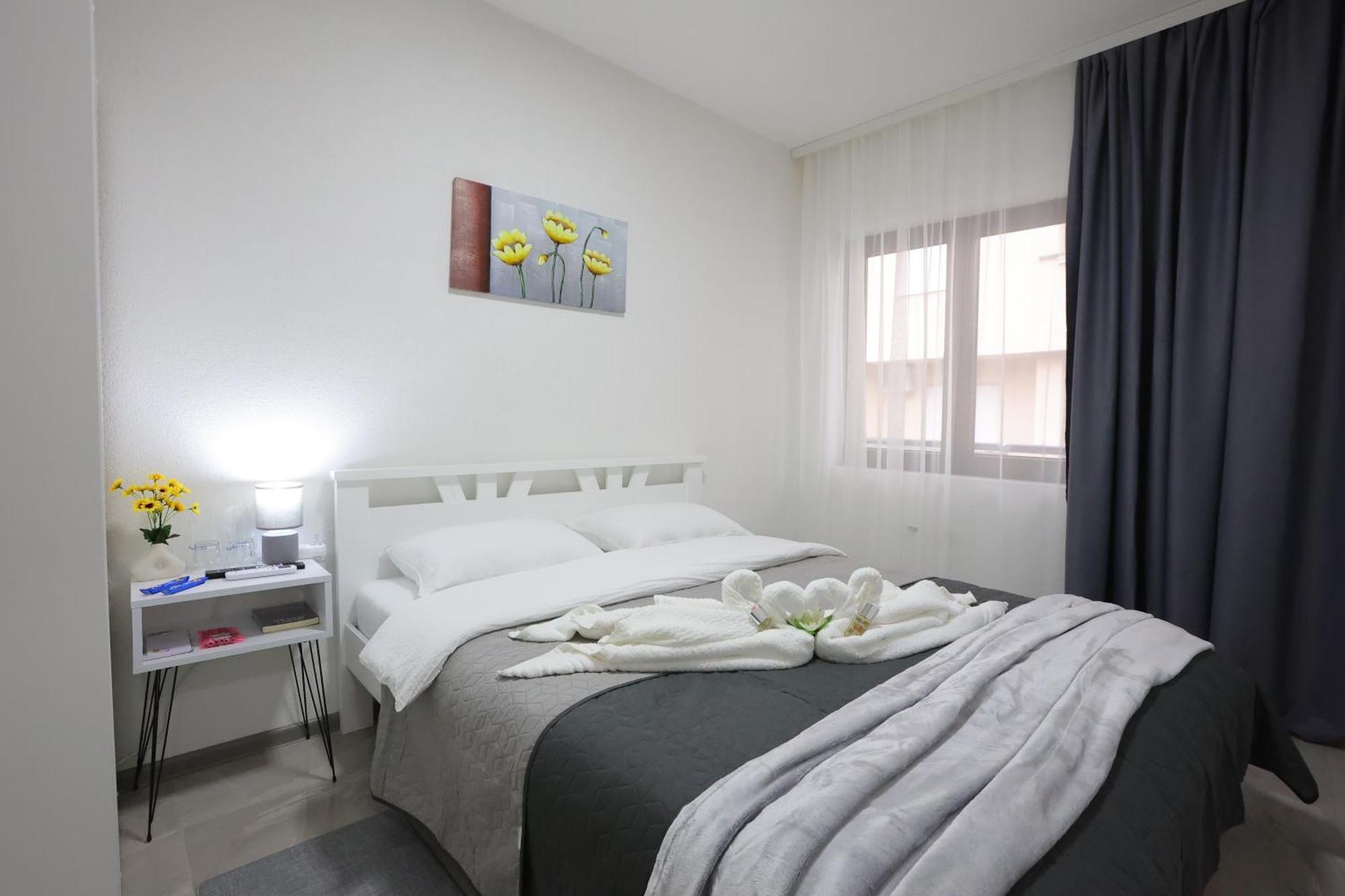 Ivan'S Guesthouse Paraćin Buitenkant foto